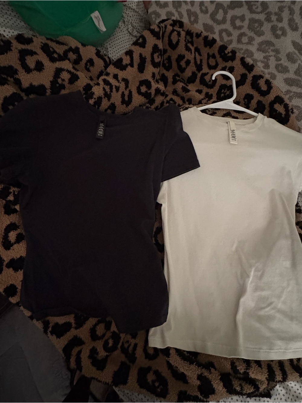 SKIMS BUNDLE Cotton Jersey T shirts-Black and Bone